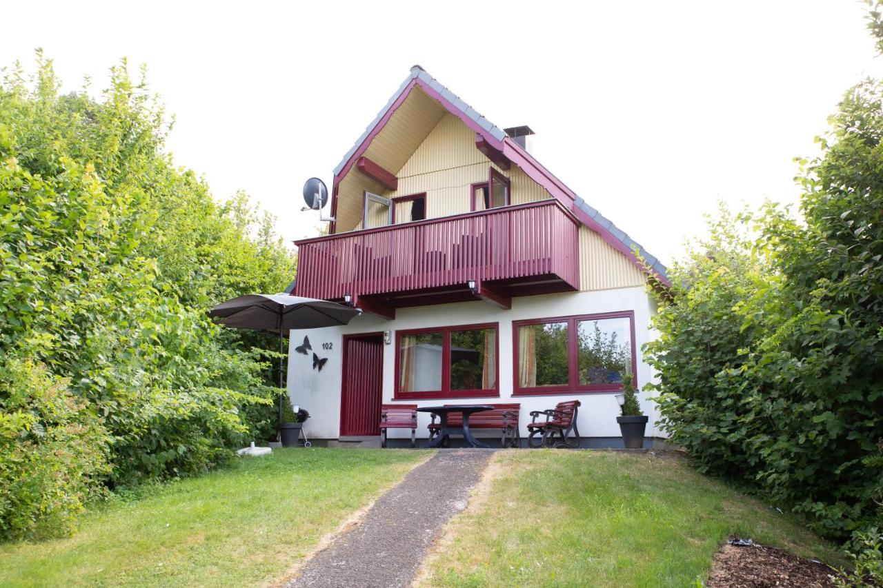 Ferienhaus "Schmetterling" Am See Im Bergland Kirchheim  Exterior photo